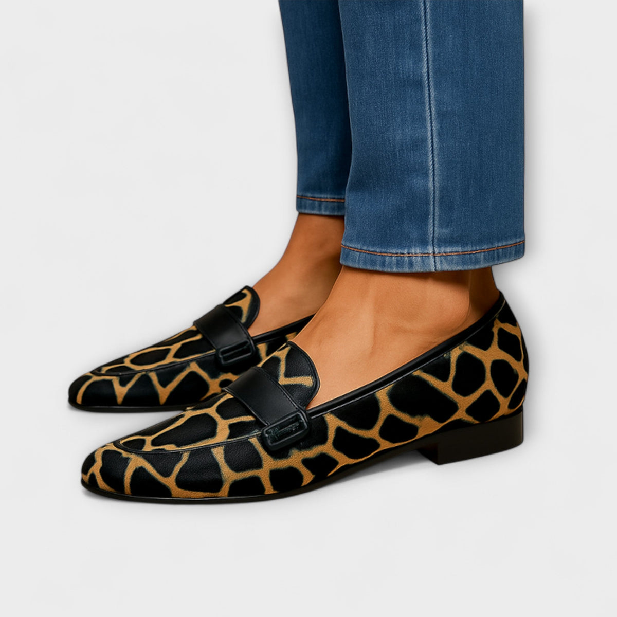 Sana | Printed Loafers