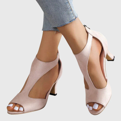 Amélie | Cut Heels