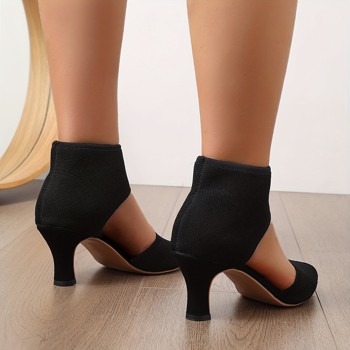 Isélya | Modern Elegant Heels