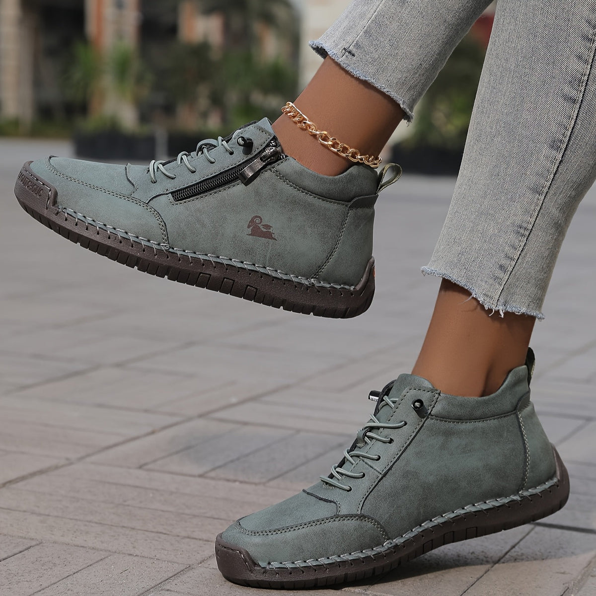 Maura | Comfort Nature Zip Sneakers