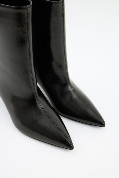 Aria Leather Ankle boots - Black
