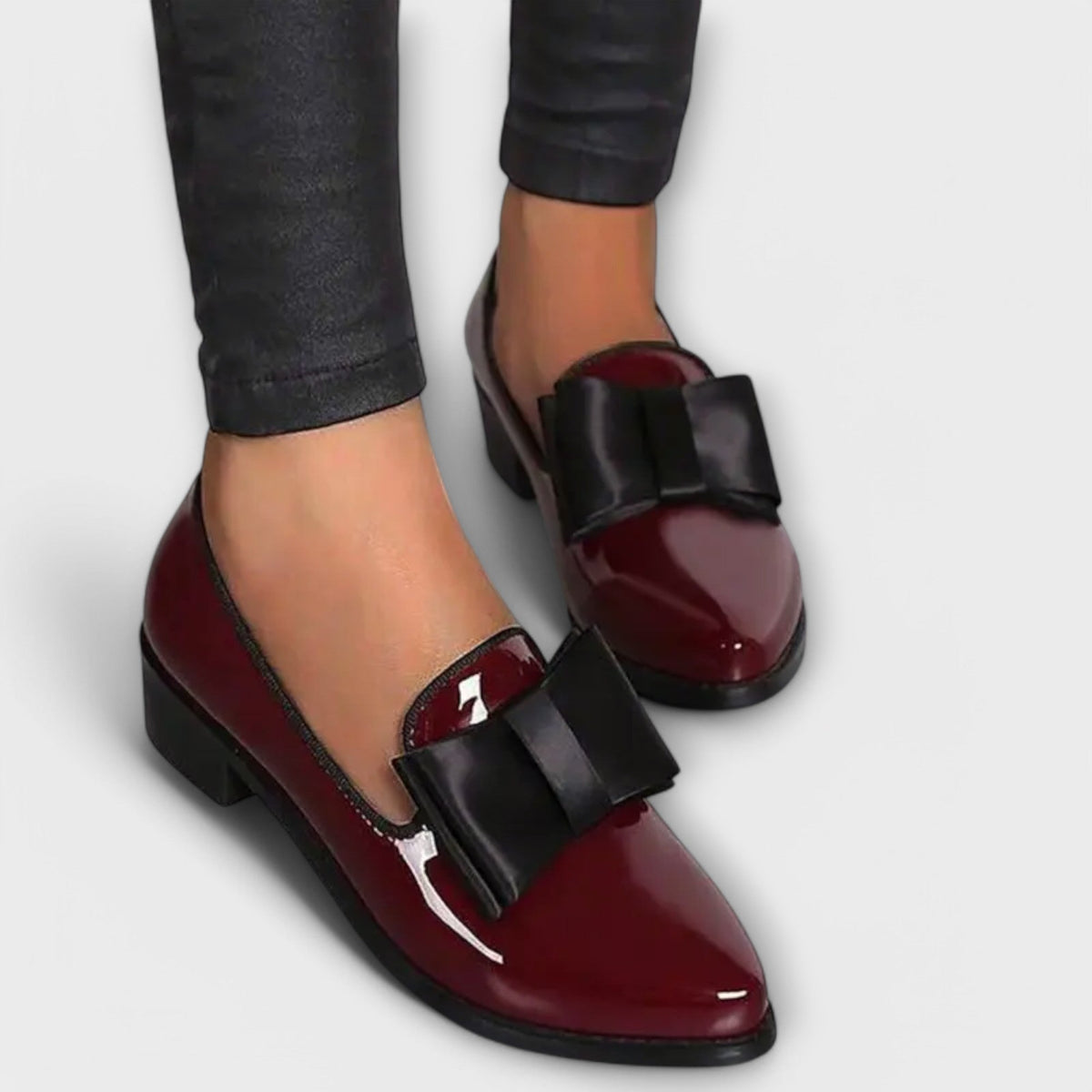 Léonie | Patent Leather Loafers with Bow