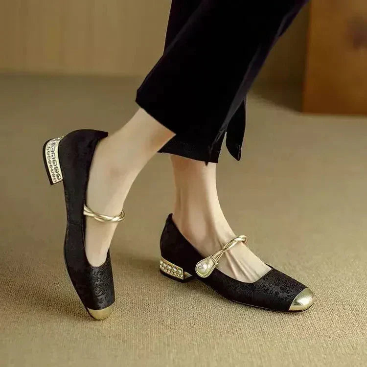 Daisy | Bridal Moccasins