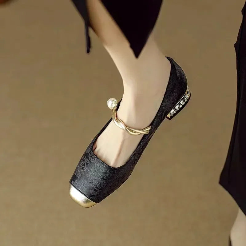 Daisy | Bridal Moccasins