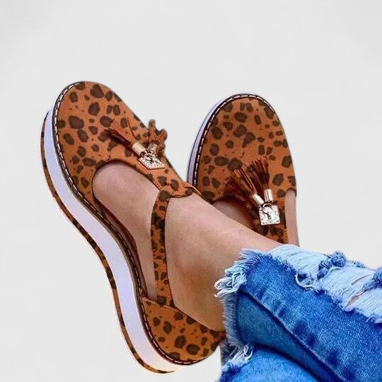 Élora | Orthopedic Ballet Flats with Strap