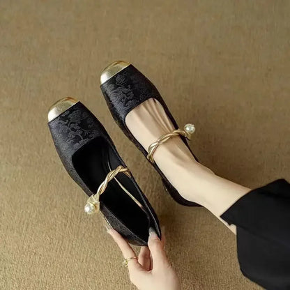 Daisy | Bridal Moccasins