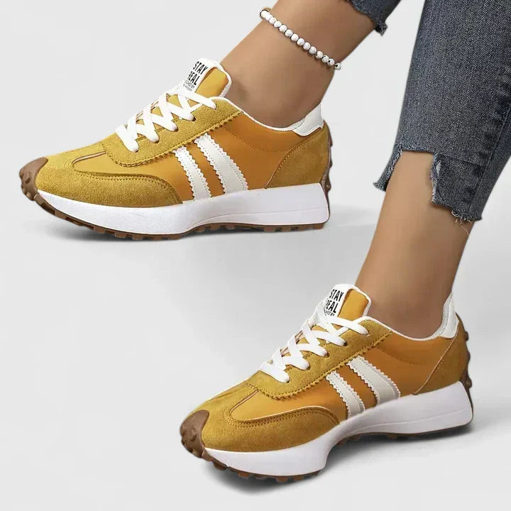 Juliane | Retro Sport Chic Sneakers