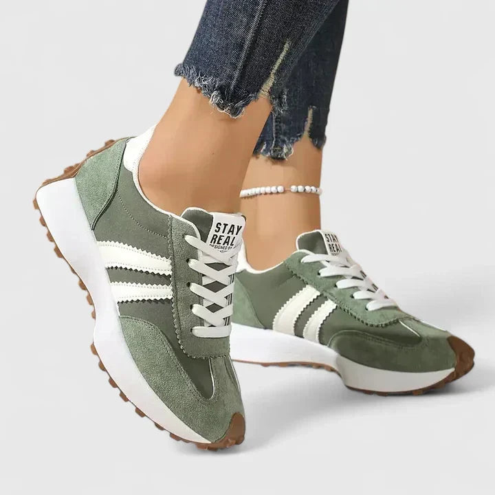 Juliane | Retro Sport Chic Sneakers