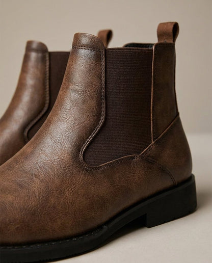 The Kestrel Boot